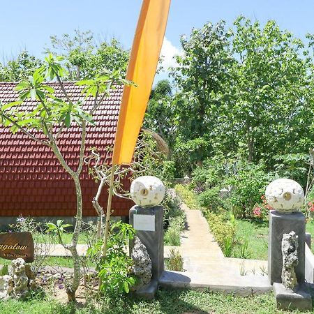 Bougainvillea Bungalow Batumadeg Eksteriør bilde