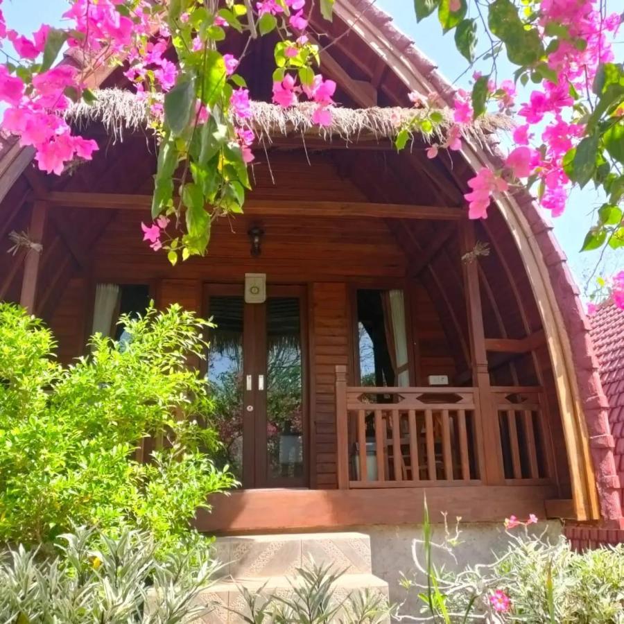 Bougainvillea Bungalow Batumadeg Eksteriør bilde