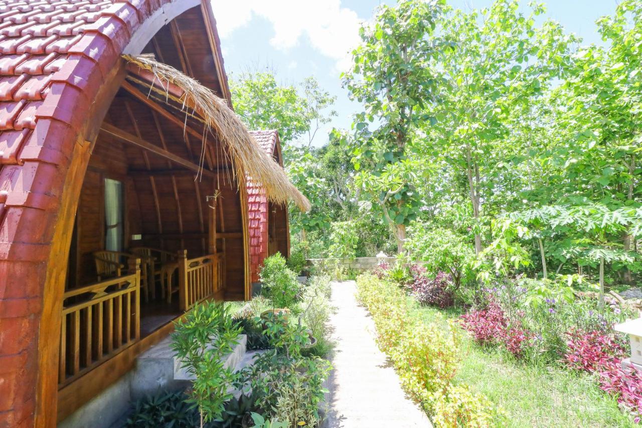 Bougainvillea Bungalow Batumadeg Eksteriør bilde